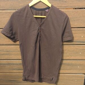 Esprit Women's Brown V-Neck Short Sleeve Tee with Ruching - Size Small